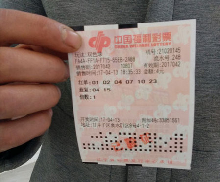 周妍希脱了衣服裤子内裤内衣写真