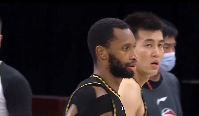 技师用舌头按摩使我高潮