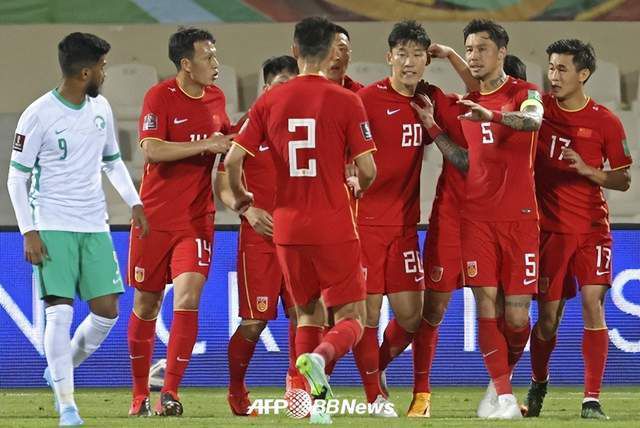 eeuss秋霞午夜免费影院四平