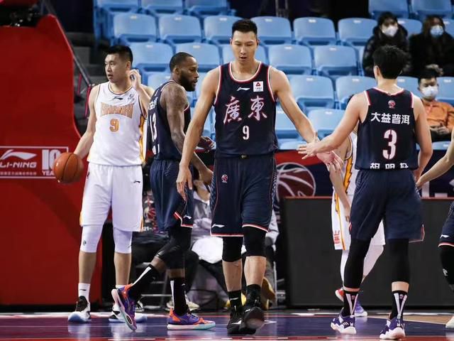 坐公交忘穿内裤被挺进h小