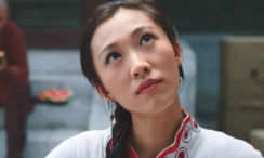 搬家的第一天40多岁的大姐